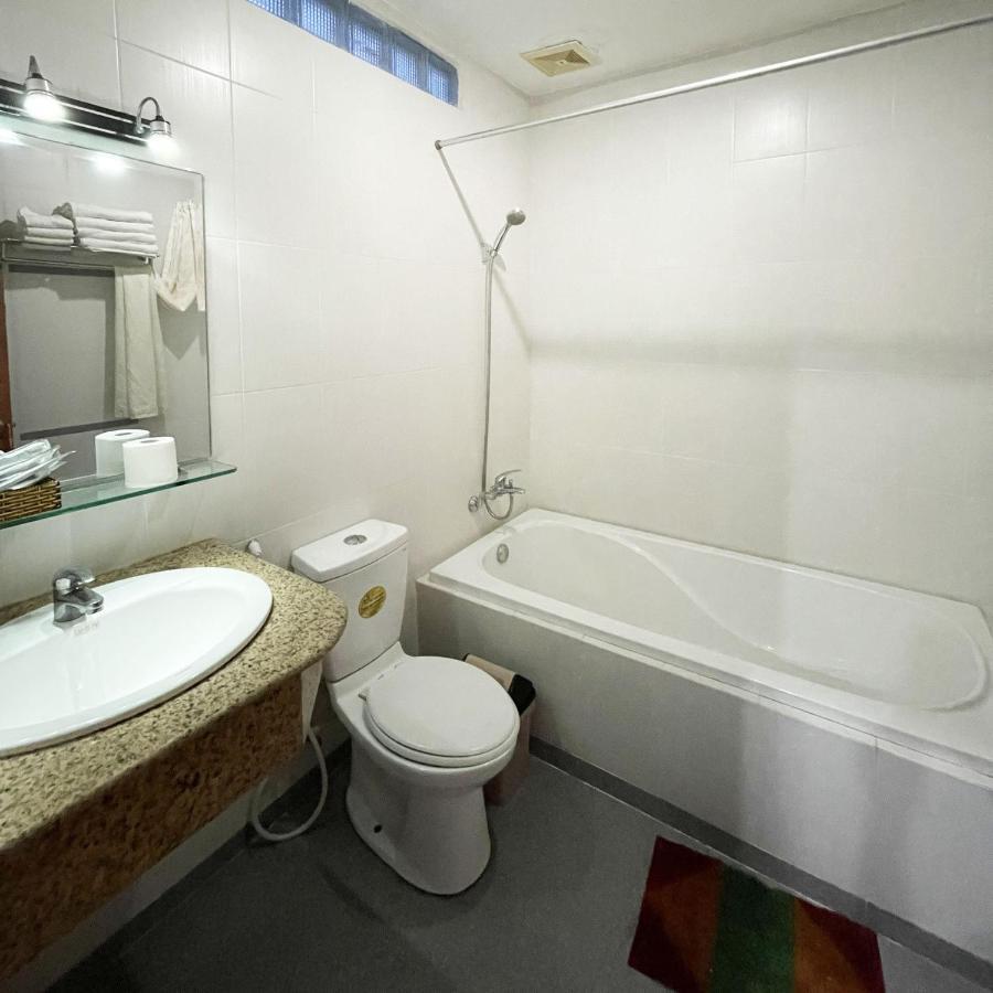 Ocean Bay Hotel Нячанг Экстерьер фото
